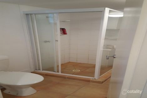 Property photo of 13/10-14 Purli Street Surfers Paradise QLD 4217