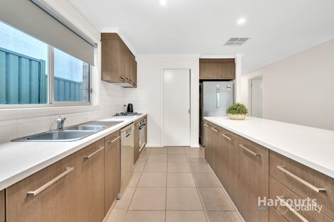Property photo of 10 Sullivan Terrace Burnside VIC 3023