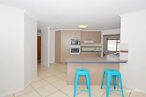 Property photo of 2 Daintree Drive Urangan QLD 4655