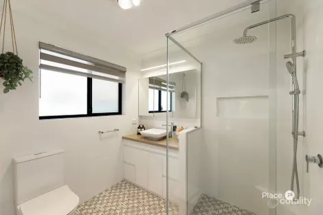 Property photo of 12 Silky Oak Crescent Carindale QLD 4152