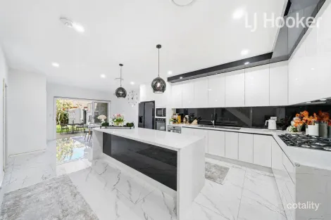 54A NOTTINGHAM CRES, CHIPPING NORTON, NSW 2170