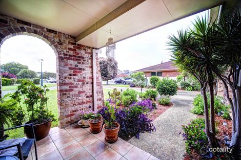 Property photo of 20 Cassina Close Forster NSW 2428