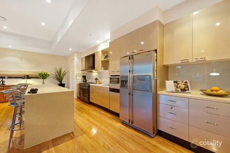 Property photo of 37 Serenity Boulevard Helensvale QLD 4212