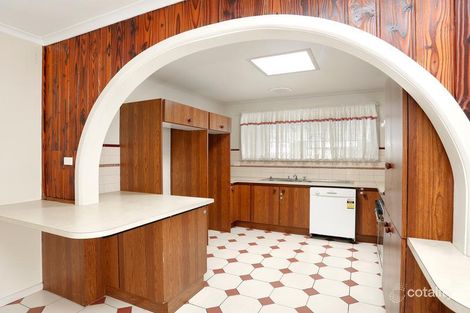 Property photo of 27 Bickley Avenue Thomastown VIC 3074