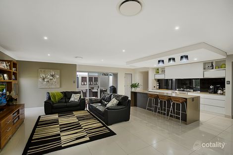 Property photo of 21 Saba Court Middle Ridge QLD 4350