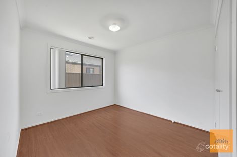 Property photo of 21 Cobble Street Cobblebank VIC 3338