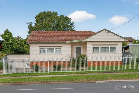 96 Canterbury Rd, Glenfield, NSW 2167