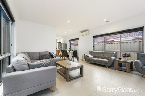 Property photo of 1/6 Vanderbilt Avenue Truganina VIC 3029