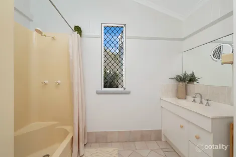 Property photo of 5 Cay Street Saunders Beach QLD 4818