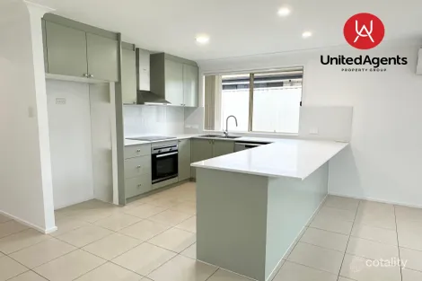 Property photo of 1 Joshua Moore Drive Horningsea Park NSW 2171