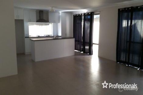 Property photo of 8A Herbert Court Brookdale WA 6112