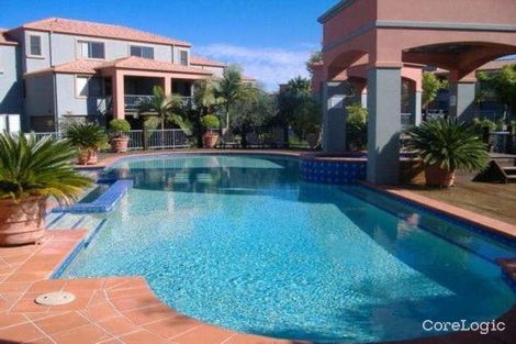 Property photo of 80/20 Fairway Drive Clear Island Waters QLD 4226