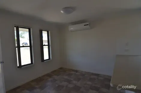 Property photo of 7 Hibiscus Court Nanango QLD 4615