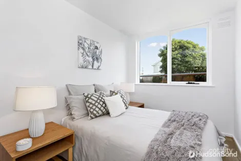 2/5 Kent Rd, Box Hill, VIC 3128