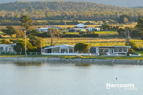Property photo of 83 Foreshore Road Kelso TAS 7270