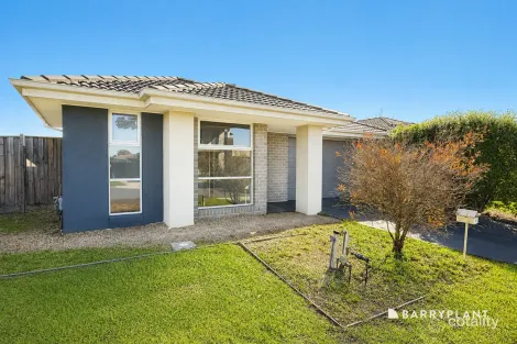 40 Lotus St, Pakenham, VIC 3810