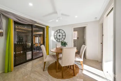 Property photo of 2 Hawthorn Terrace Parafield Gardens SA 5107