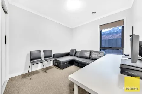 Property photo of 3 Window Road Tarneit VIC 3029