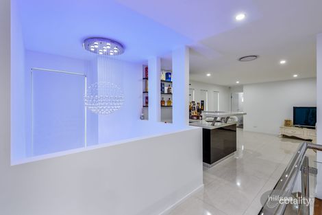 Property photo of 1/26 Milton Avenue Paradise Point QLD 4216