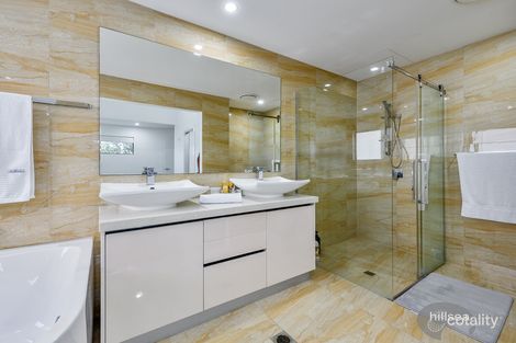 Property photo of 1/26 Milton Avenue Paradise Point QLD 4216