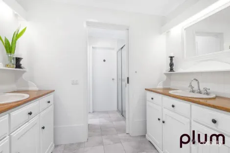 Property photo of 36 Mabb Street Kenmore QLD 4069