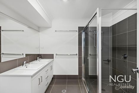 7 Lomond St, South Ripley, QLD 4306