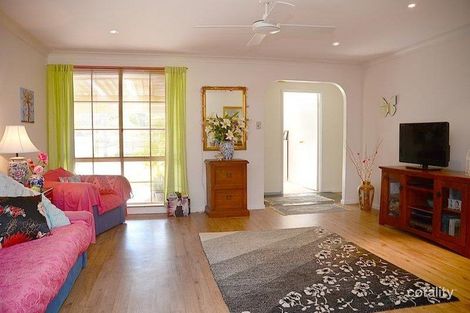 Property photo of 73 Georgina Avenue Gorokan NSW 2263