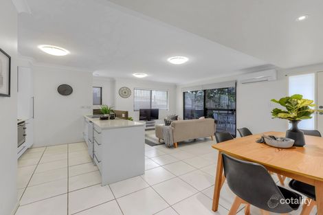 Property photo of 2/36 Tenth Avenue Windsor QLD 4030
