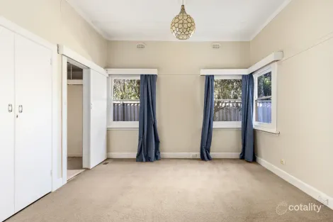 Property photo of 14 Brawn Avenue Lake Wendouree VIC 3350