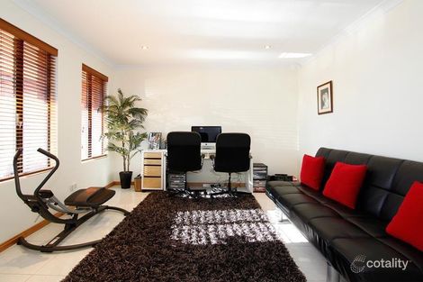 Property photo of 27 Brightlands Circuit Carramar WA 6031