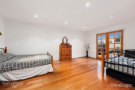 Property photo of 8 Seaview Street Mount Waverley VIC 3149