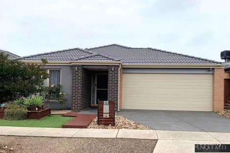 Property photo of 10 Caspian Circuit Point Cook VIC 3030
