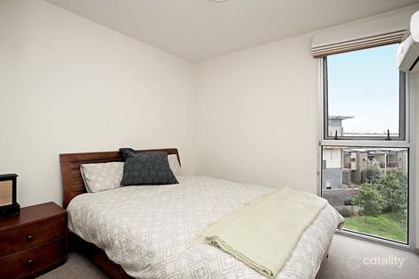 Property photo of 3/50 Rourke Lane Kensington VIC 3031