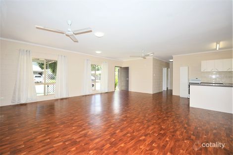 Property photo of 10 Wiskar Close Bentley Park QLD 4869
