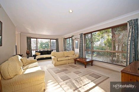 Property photo of 25 Highview Place Parkwood QLD 4214
