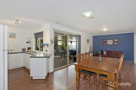 Property photo of 17 Eldergreen Circuit Craigieburn VIC 3064