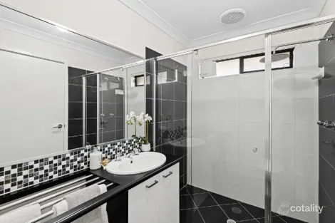 Property photo of 9 Platinum Place Oxley QLD 4075