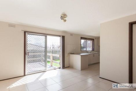Property photo of 1 Anderson Court Endeavour Hills VIC 3802