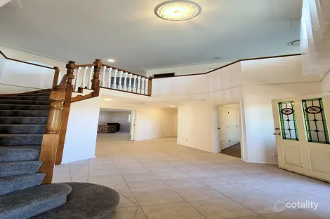 Property photo of 26 Merimbula Close Flinders NSW 2529