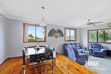 Property photo of 6 Jacaranda Avenue Figtree NSW 2525