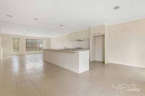 Property photo of 3/37 Lomandra Bowl Harkness VIC 3337