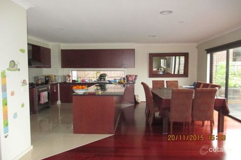 Property photo of 2 Ethereal Way Sandhurst VIC 3977