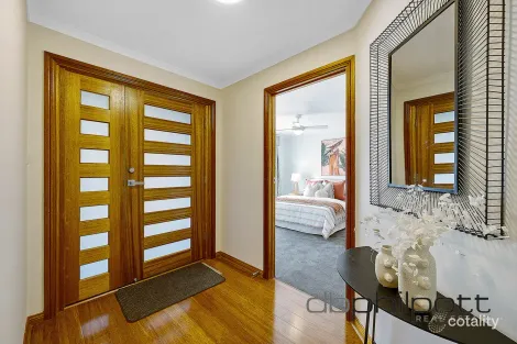 Property photo of 37 Labrina Avenue Prospect SA 5082