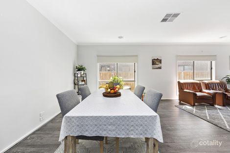 Property photo of 68 Roundhay Crescent Point Cook VIC 3030