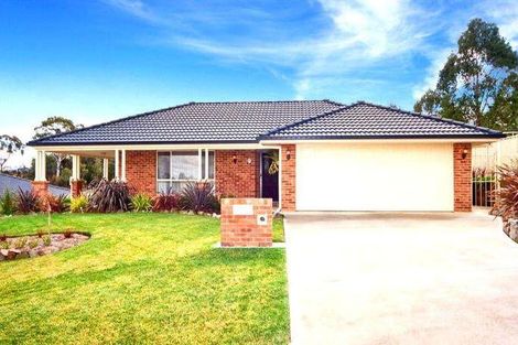 9 Amber Cl, Armidale, NSW 2350