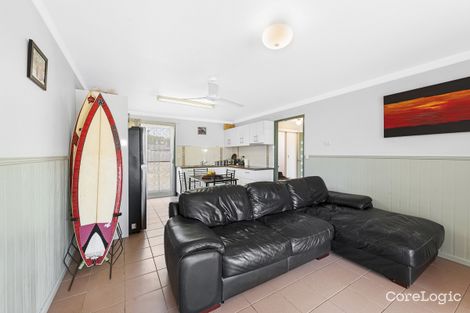 Property photo of 8 Island View Drive Winfield QLD 4670
