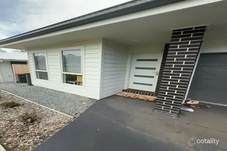 18 Lakkari Cl, Taree, NSW 2430