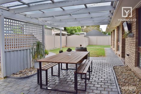 Property photo of 16 Hutchins Crescent Mooroopna VIC 3629