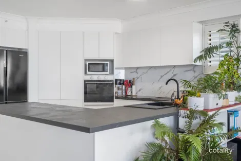 Property photo of 20/100 Old Burleigh Road Broadbeach QLD 4218