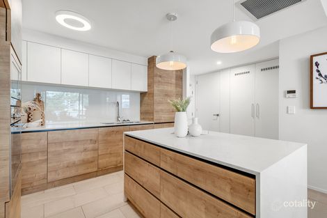 Property photo of 103/191 Clarence Road Indooroopilly QLD 4068